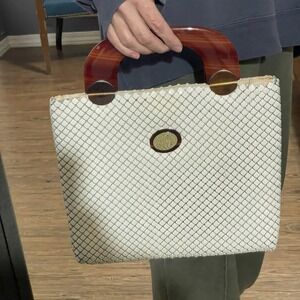 Vintage Purse‎ Cream Mesh Tote Lucite Wood Grain Handles Whiting And Davis Glam